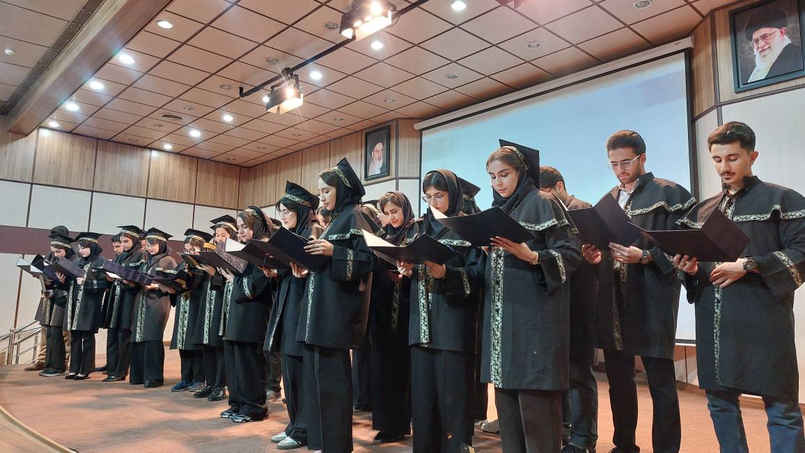 دانش آموختگی