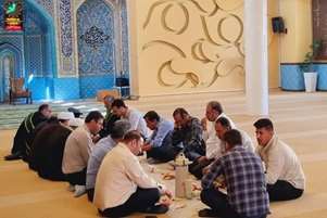 برگزاری همایش پیاده روی و قرائت زیارت عاشورا به مناسبت دهه کرامت