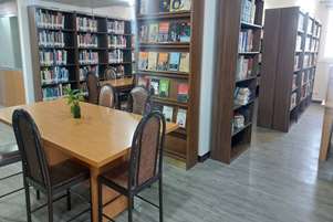 همکاری کتابخانه دانشکده در تدوین محتوای دوره آموزشی