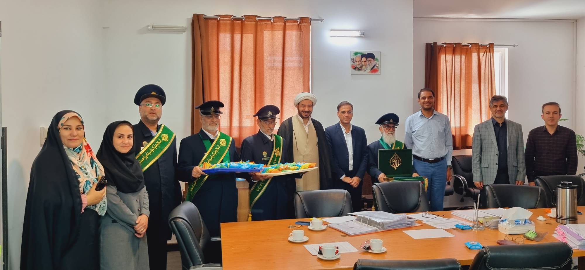 پرچم گردانی حرم 1